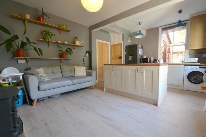 kitchen3.JPG