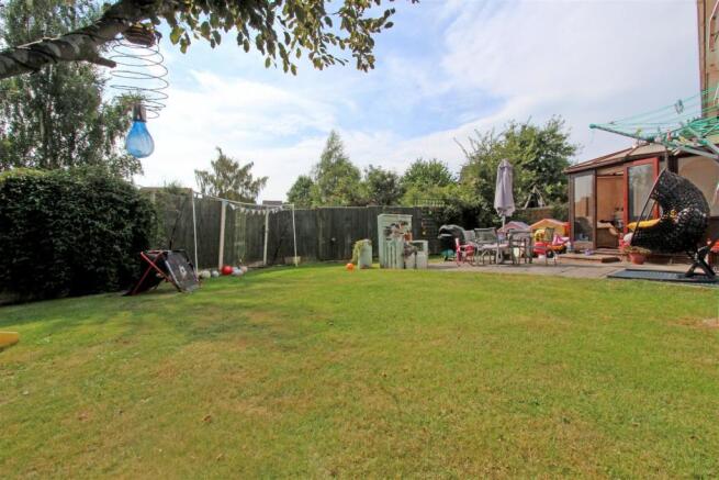 Rear Garden..jpg