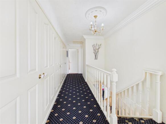 3 bed Detached for sale Image 12