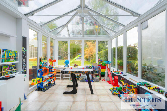 3 bed Semi-Detached for sale Image 9