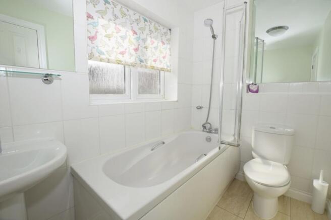 Bathroom House in Ch