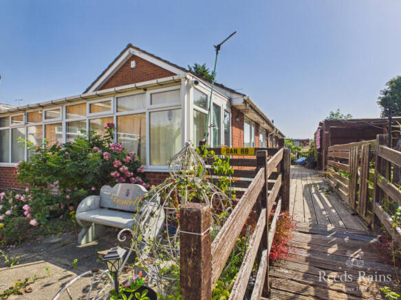 3 bed Detached Bungalow for sale Image 11
