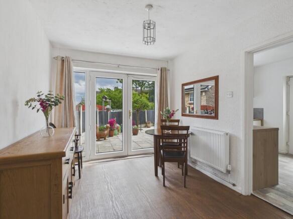 3 bed Semi-Detached for sale Image 2