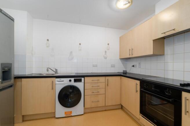 Kitchen (2)