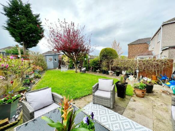 Garden pic 1.jpg