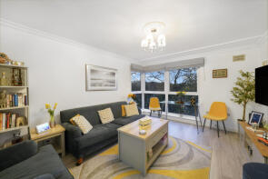 73, Garrick Close, London W5 1AT