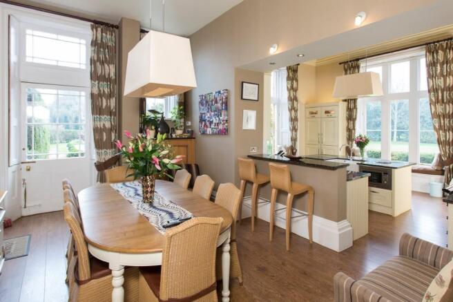 Breakfast area