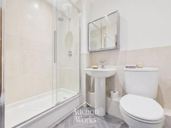 2 bed Flat for sale Image 4