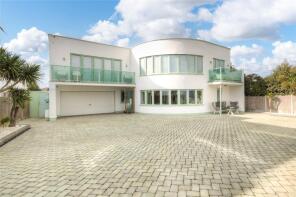 4, Cliff Way, Frinton-on-sea CO13 9NL