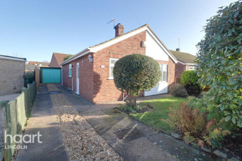 St Hughs Drive, North Hykeham