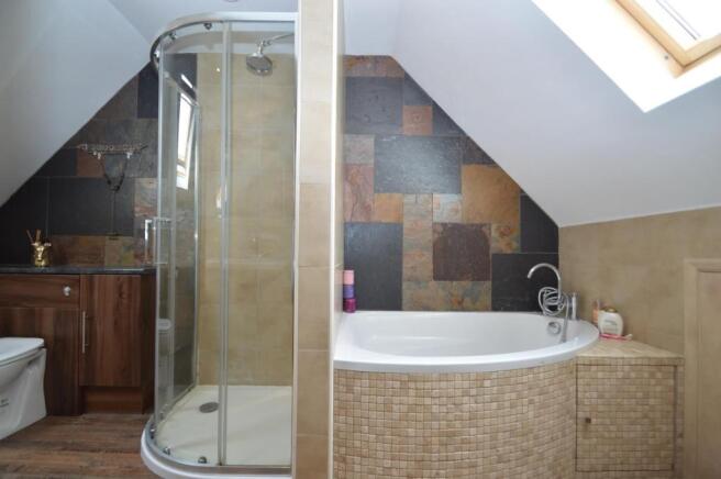 En-suite Bathroom