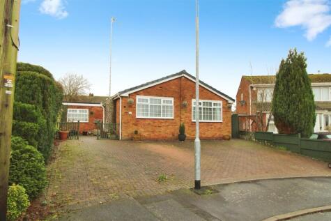 John Simpson Close, Wolston