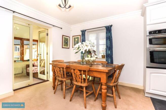 kitchen/dining...