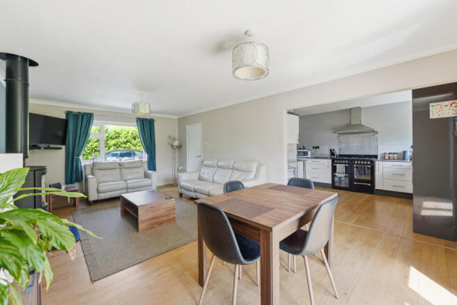 2 bed Detached Bungalow for sale Image 6