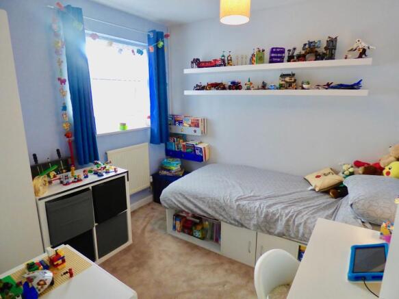 Photo 10