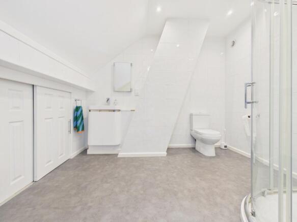 3 bed Bungalow for sale Image 12