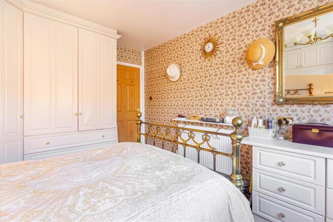 Bedroom-1-3.jpg
