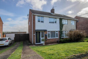 31, Narberth Court, Hendredenny, Caerphilly CF83 2UJ