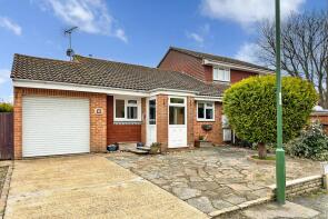 4, Johnson Way, Arundel BN18 0TD
