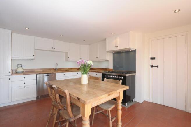 Kitchen/Breakfast
