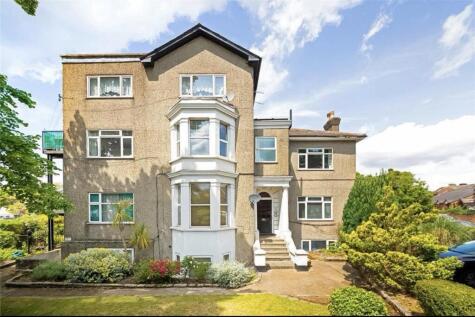 Flat 4, 105 Dagnall Park, Selhurst, London, SE25