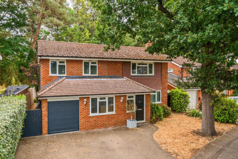 Netherby Park, Weybridge, KT13