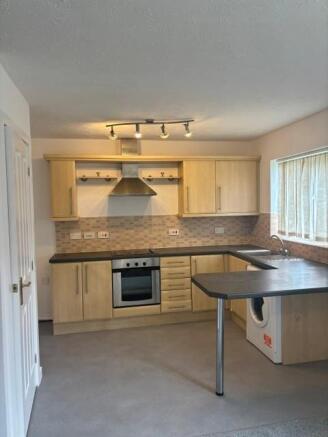 kitchen new.jpg