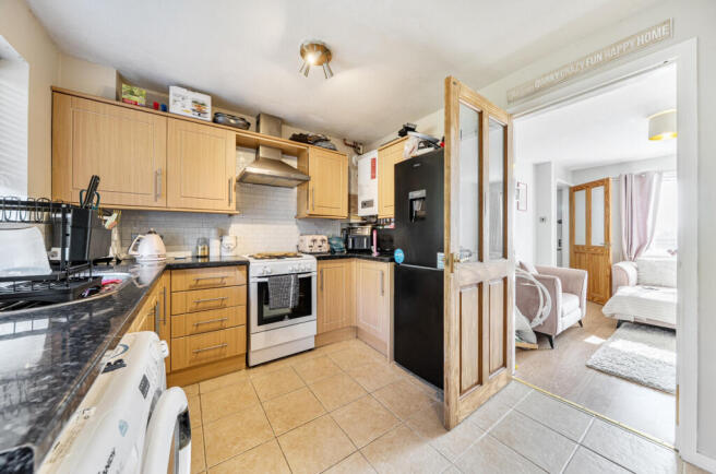 2 bed Semi-Detached for sale Image 5