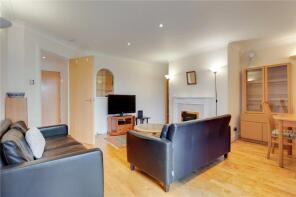 Flat 31, 5 15 Aria House, Newton Street, London WC2B 5EN