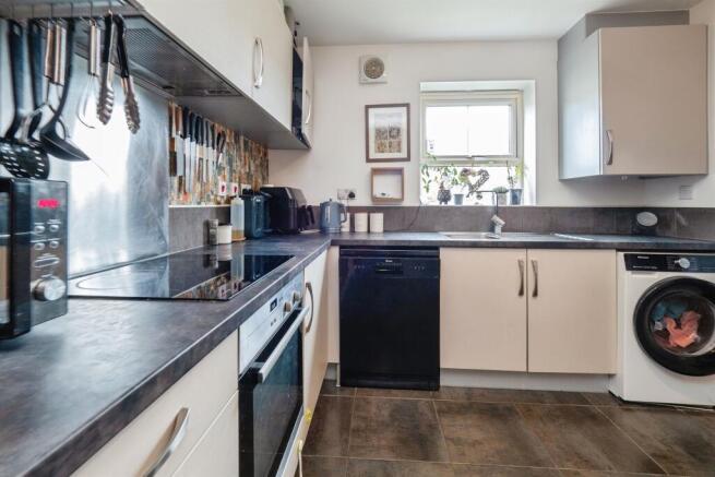 3 bed End of Terrace for sale Image 4