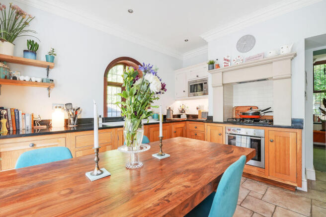 2 bed Detached for sale Image 7