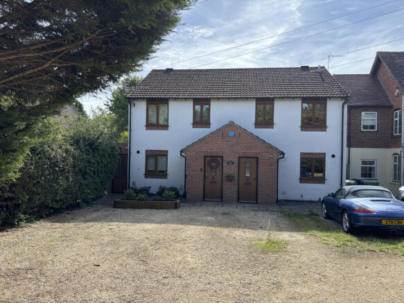 3 Bedroom Semi Detached Cottage for Sale