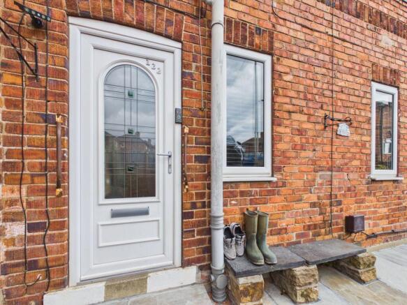 3 bed Terraced for sale Image 11