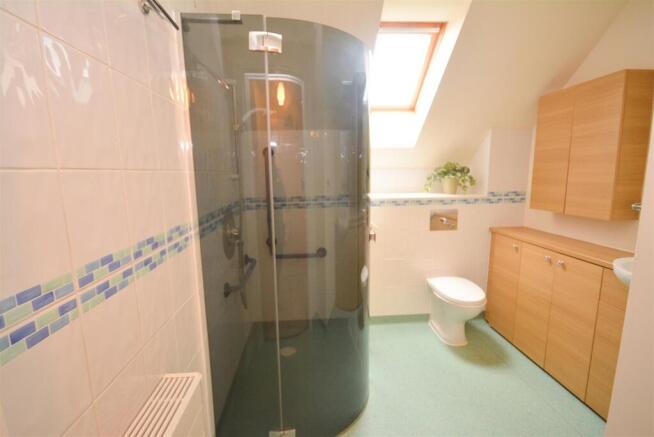 Wet room 2.jpg