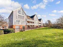 168, The Lakes, Larkfield, Aylesford ME20 6SL