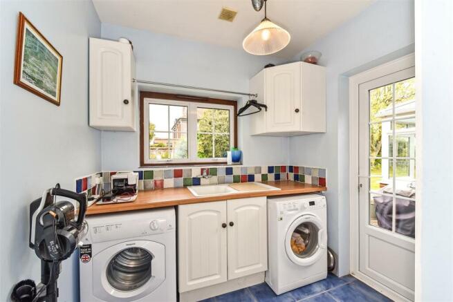 Utility Room (Potential Annexe Kitchen?