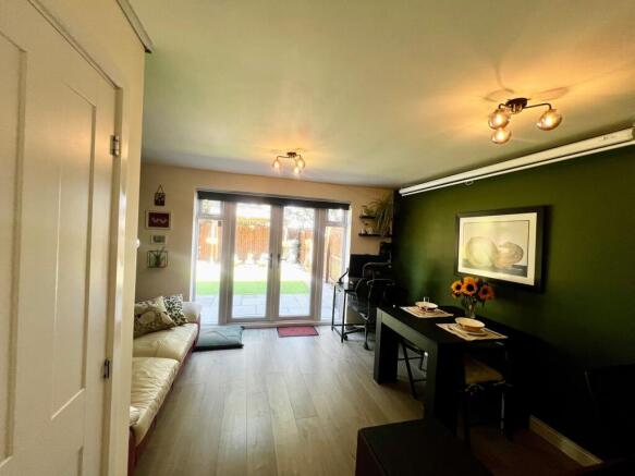 2 bed Semi-Detached for sale Image 12