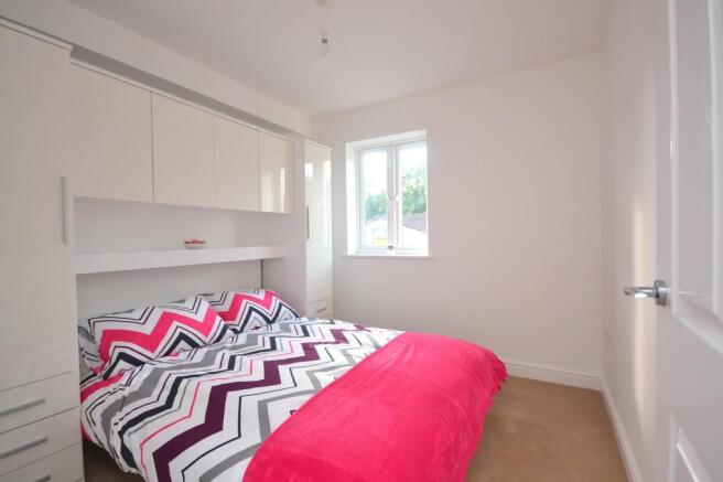 Bedroom (Apt 2)