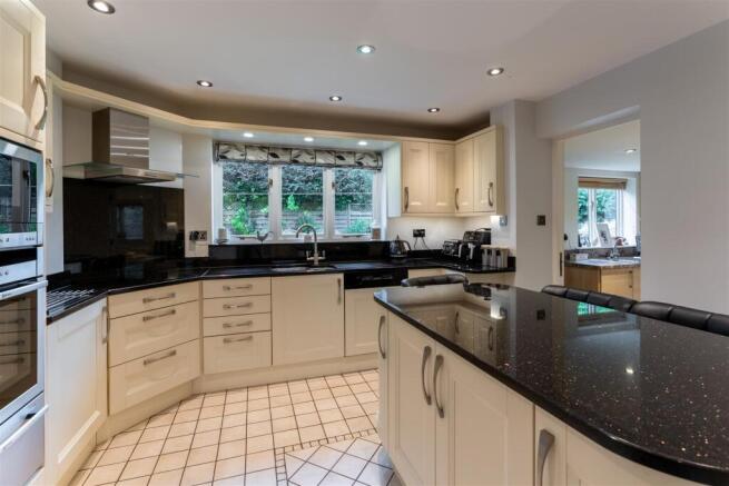 2 Beech House Yard-001.JPG