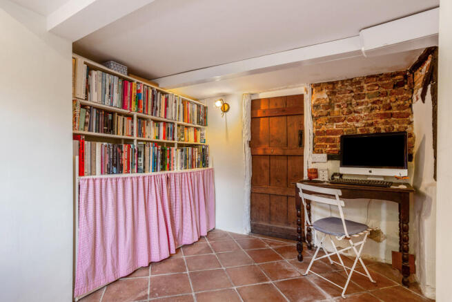 Photo 11