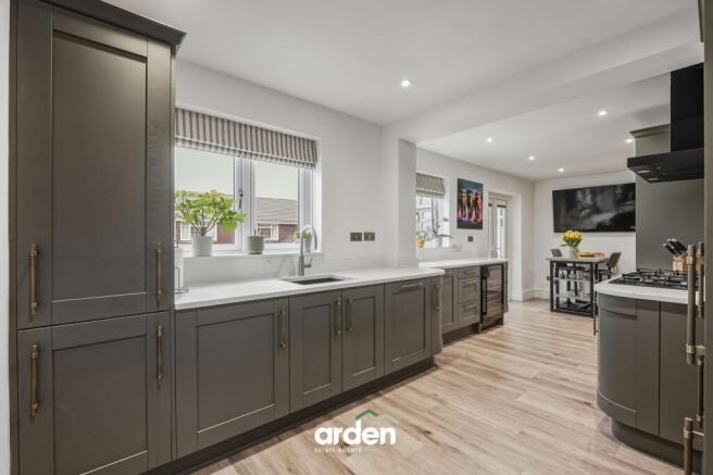 Kitchen / Breakfast Room