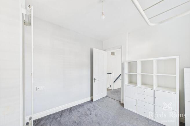 3 bed House to rent Image 5