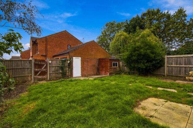 Kingfisher Close, Worcester, WR5 photo 4