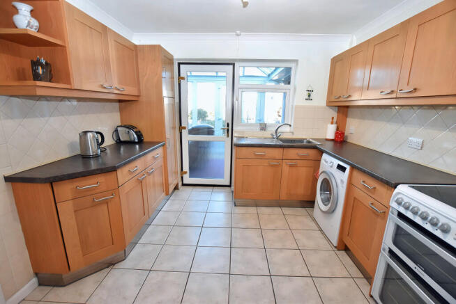 Kitchen 2