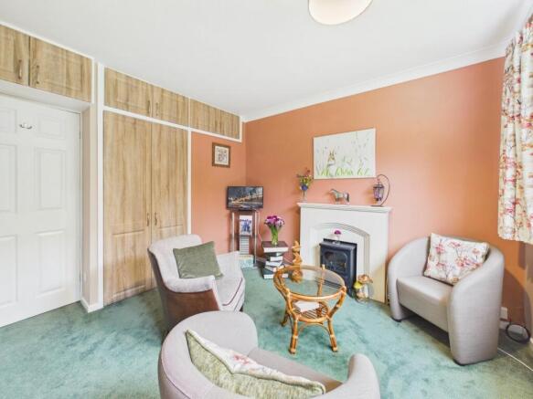 2 bed Flat for sale Image 10