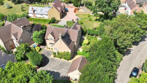 32 Rookery Nook, Church Street, Northampton NN6 9BZ