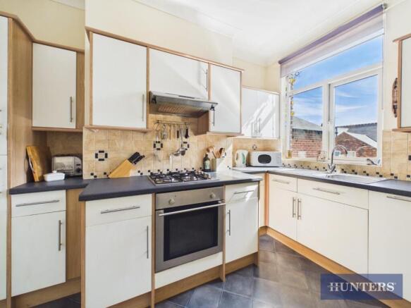 2 bed Maisonette for sale Image 2