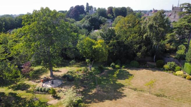 view to rear over gardens