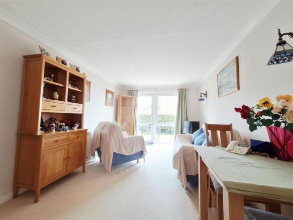 Living/Dining Room