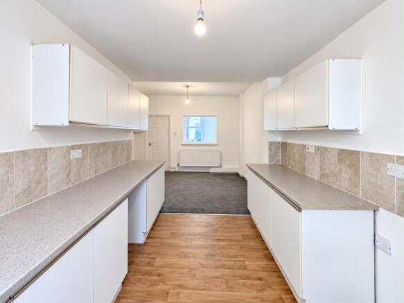Kitchen/Dining